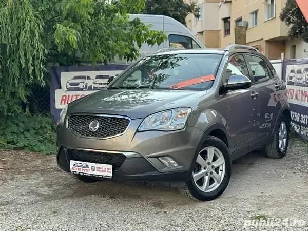 Auriu Utilizat 2012 Ssangyong Korando SUV | 5.200 EUR - Imagine 1/4