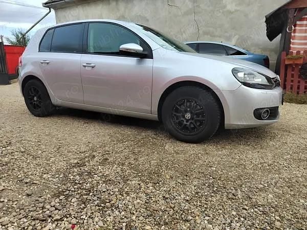 Utilizat 2010 VW Golf VI Berlinǎ | 3.850 EUR (Preț OK) - Imagine 1/4