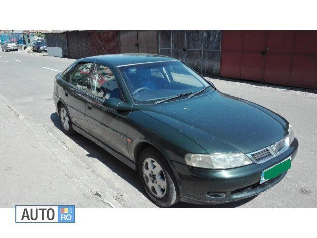 Second-hand Opel Vectra 120 CP (88 kW) 2002 Verde Hatchback