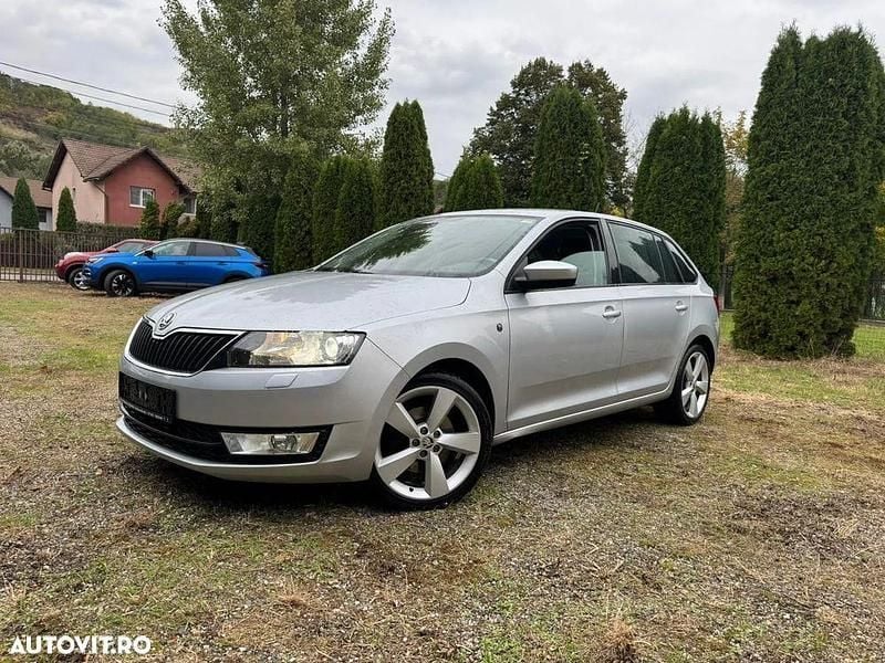 Second-hand Skoda Rapid Active 122 CP (89 kW) 2015 Culoareargint Hatchback