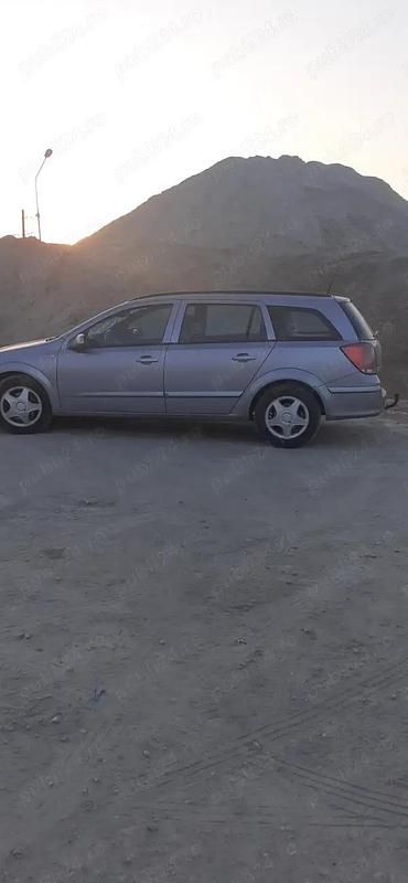 Second-hand Opel Astra 101 CP (74 kW) 2004 Gri Hatchback