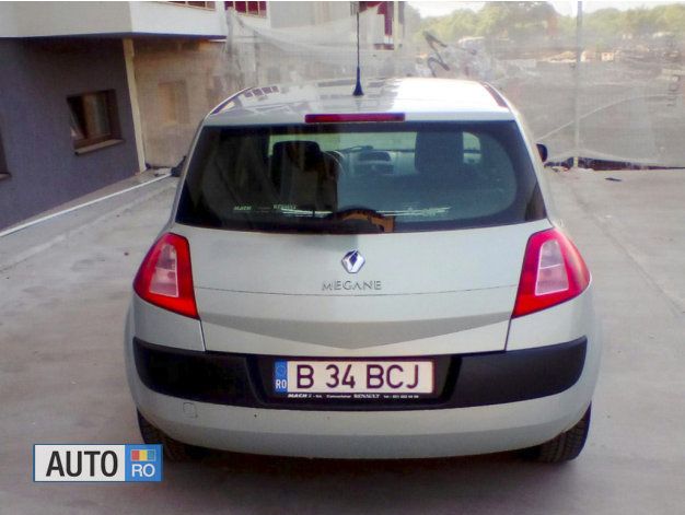 Second-hand Renault Mégane II 115 CP (84 kW) 2003 Argintiu Hatchback