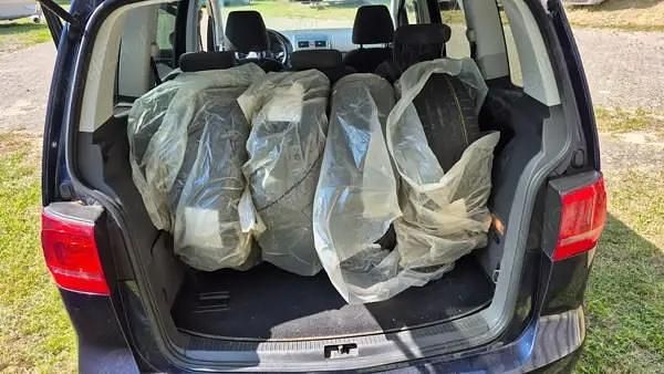 Second-hand VW Touran 70 CP (51 kW) 2011 Monovolum