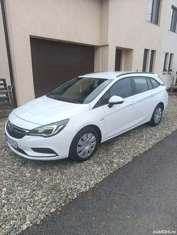 Second-hand Opel Astra 110 CP (80 kW) 2018 Alb Break