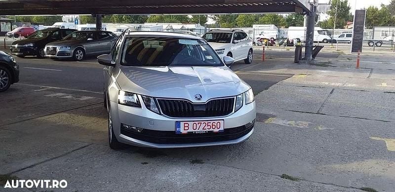Culoareargint Utilizat 2019 Skoda Octavia Style Break | 10.800 EUR (Preț bun) - Imagine 1/4