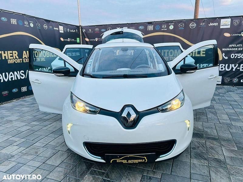 Second-hand Renault Zoe 79 kW (108 CP) 2014 Culoarealb Hatchback