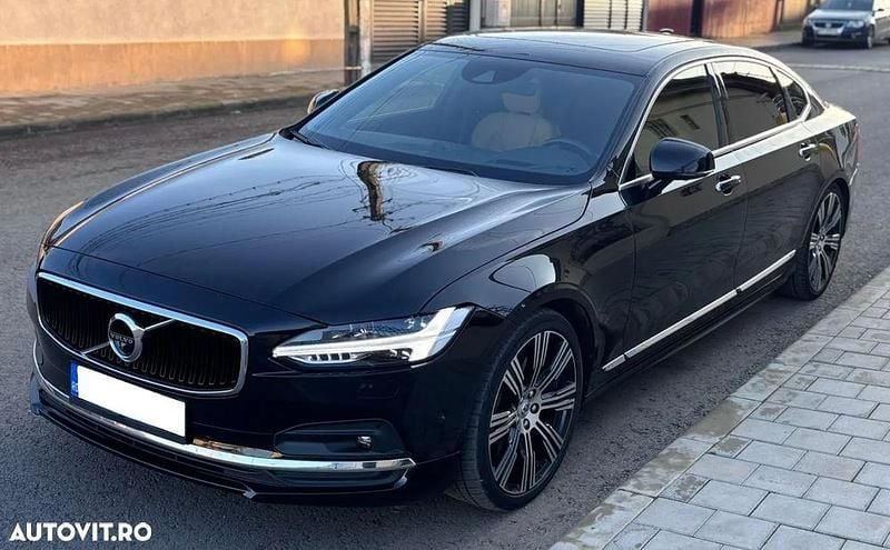 Second-hand Volvo S90 Inscription 300 CP (220 kW) 2022 Culoarenegru Berlinǎ