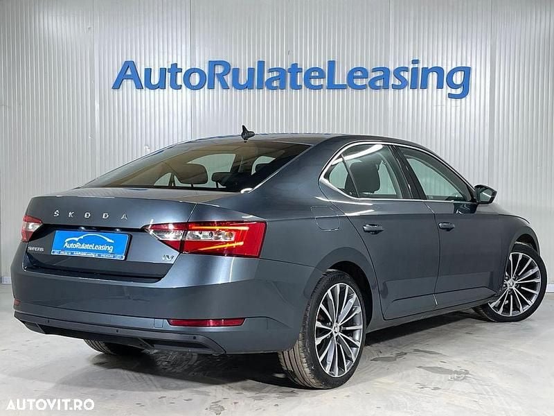Second-hand Skoda Superb Style 217 CP (159 kW) 2020 Culoaregri Berlinǎ