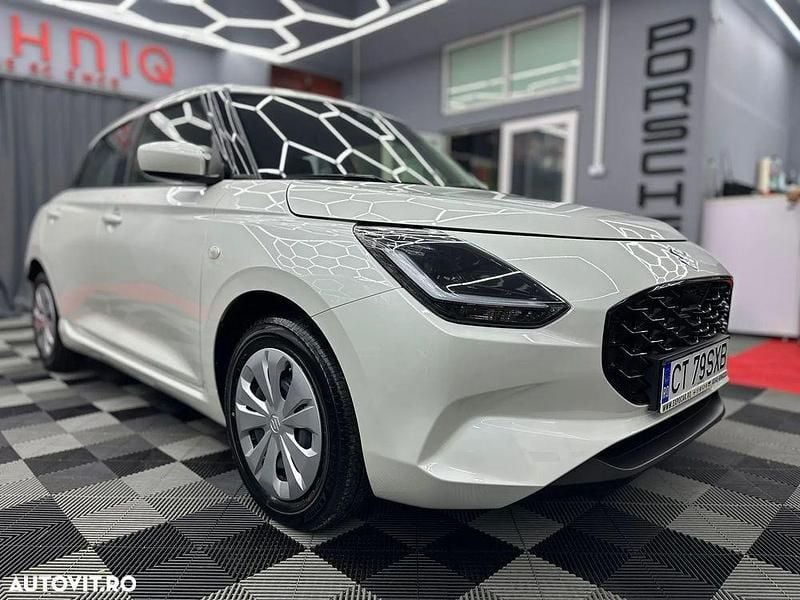 Culoarealb Utilizat 2024 Suzuki Swift Cool | 14.999 EUR (Preț OK) - Imagine 1/4