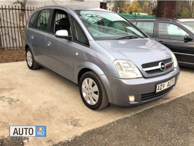 Gri Utilizat 2006 Opel Meriva Monovolum | 1.999 EUR (Preț bun) - Imagine 1/4