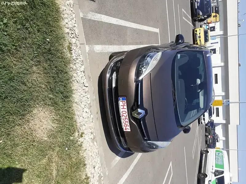 Maro Utilizat 2013 Renault Grand Scénic III Bose Edition Monovolum | 6.690 EUR (Puțin scump) - Imagine 1/4