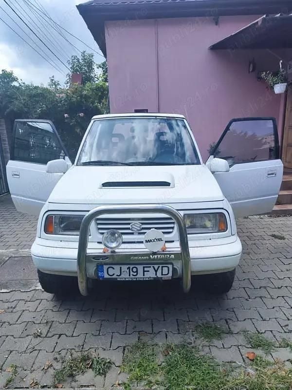 Utilizat 1996 Suzuki Vitara SUV | 2.500 EUR - Imagine 1/4