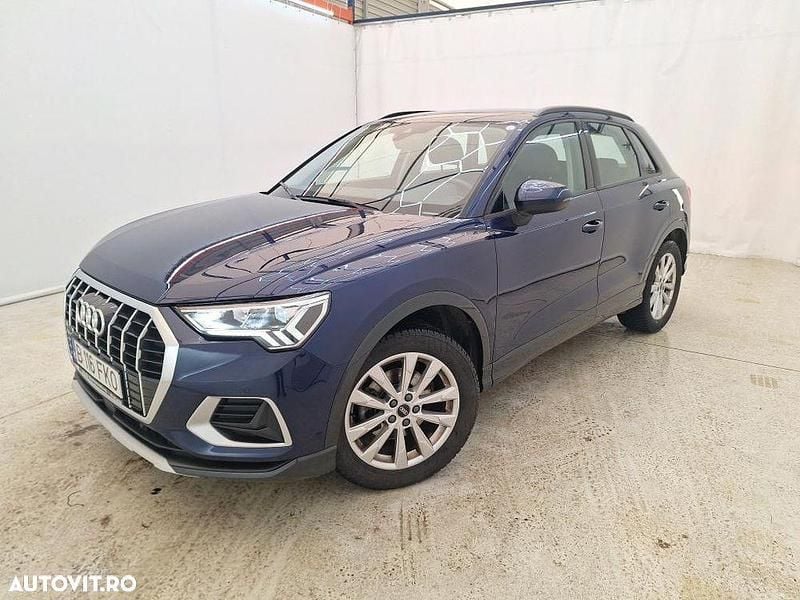 Culoarealbastru Utilizat 2022 Audi Q3 SUV | 26.197 EUR (Preț bun) - Imagine 1/4