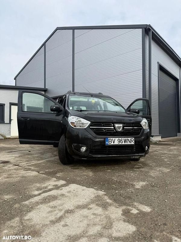 Culoarenegru Utilizat 2018 Dacia Dokker Lauréate Monovolum | 7.500 EUR (Preț OK) - Imagine 1/4