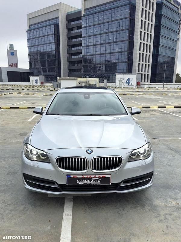 Culoareargint Utilizat 2015 BMW 528 Luxury Line Berlinǎ | 16.000 EUR - Imagine 1/4