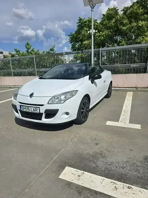Utilizat 2010 Renault Mégane III Cabrio | 6.500 EUR (Scump) - Imagine 1/4