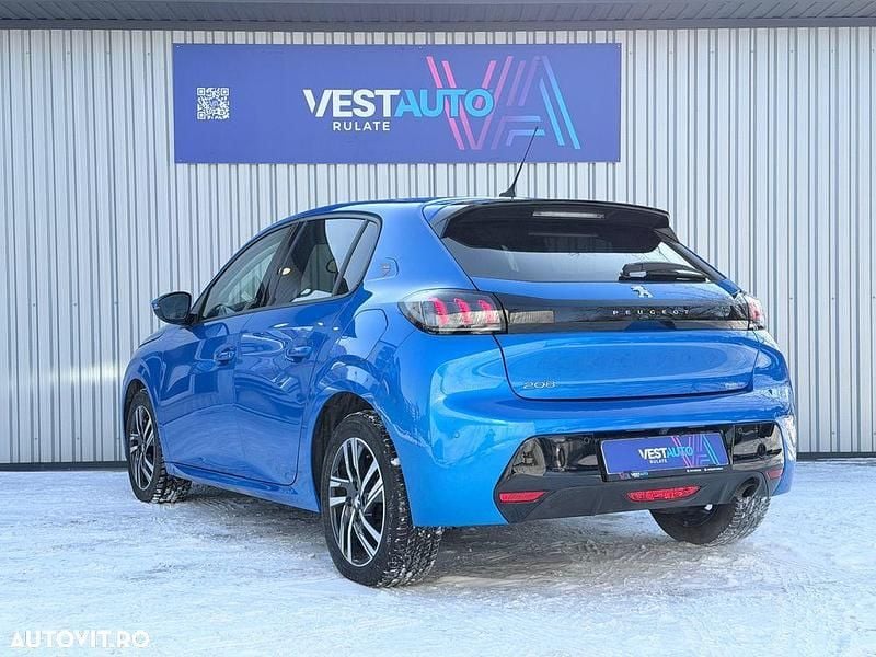 Second-hand Peugeot 208 101 CP (74 kW) 2021 Culoarealbastru Hatchback