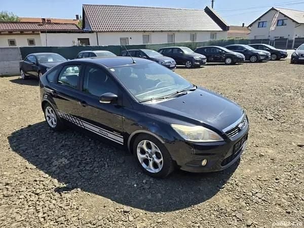 Utilizat 2008 Ford Focus Hatchback | 1.999 EUR (Preț OK) - Imagine 1/4