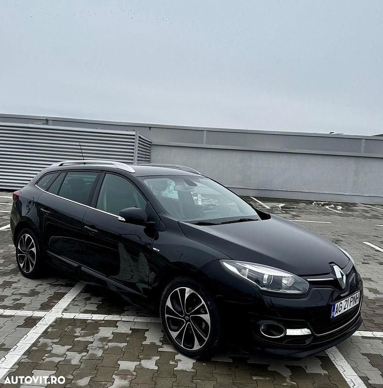 Second-hand Renault Mégane GrandTour Bose Edition 130 CP (95 kW) 2014 Culoarenegru Break