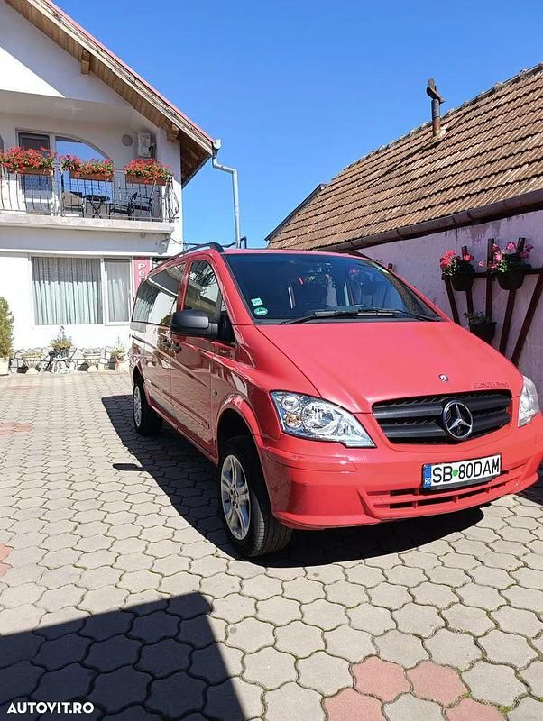 Culoarerosu Utilizat 2012 Mercedes Vito Edition Monovolum | 16.500 EUR (Puțin scump) - Imagine 1/4