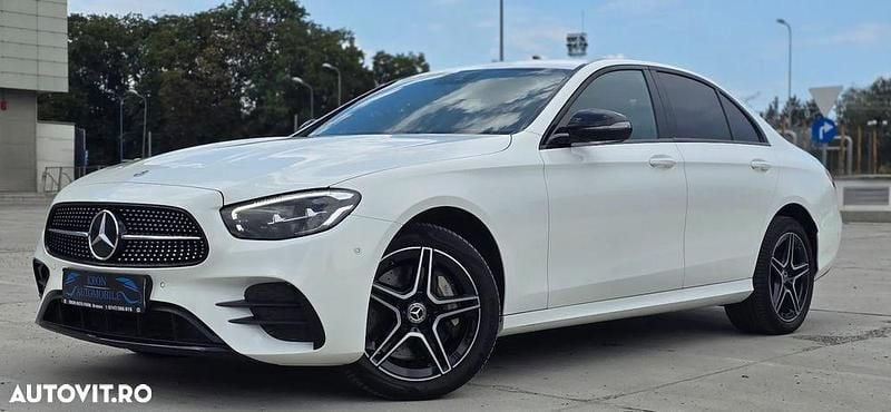 Culoarealb Utilizat 2022 Mercedes E300 AMG line Berlinǎ | 42.108 EUR (Preț bun) - Imagine 1/4