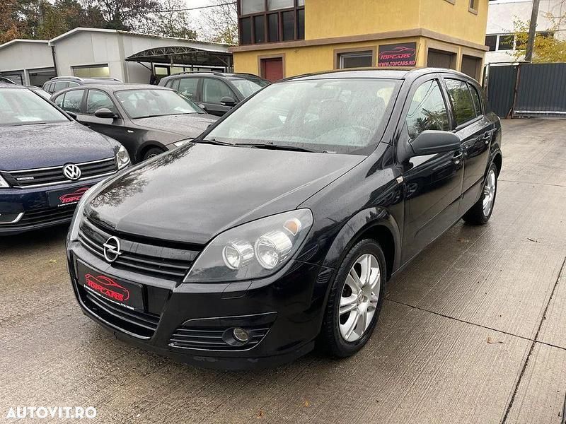 Culoarenegru Utilizat 2005 Opel Astra Classic Hatchback | 2.699 EUR (Puțin scump) - Imagine 1/4