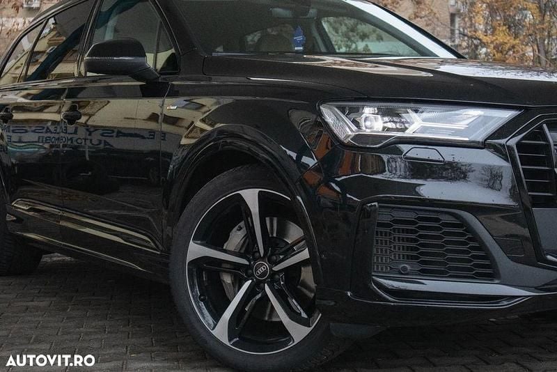 Second-hand Audi Q7 S-Line 380 CP (279 kW) 2021 Culoarenegru SUV