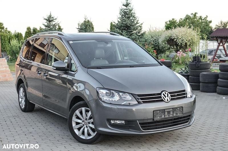 Gri Utilizat 2013 VW Sharan Highline Monovolum | 9.300 EUR - Imagine 1/4