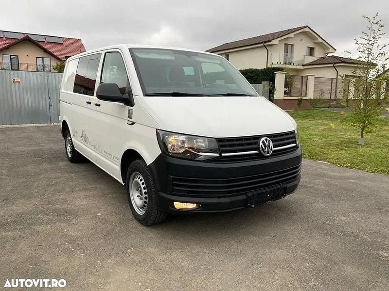 Second-hand VW Transporter 149 CP (109 kW) 2019 Culoarealb Van