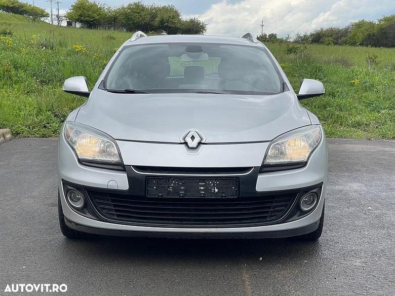 Gri Utilizat 2012 Renault Mégane GrandTour Expression Break | 4.500 EUR (Preț OK) - Imagine 1/4
