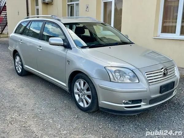 Argintiu Utilizat 2005 Toyota Avensis Break | 1.890 EUR - Imagine 1/4