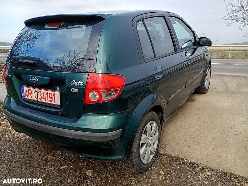 Second-hand Hyundai Getz GLS 82 CP (60 kW) 2004 Culoareverde Hatchback