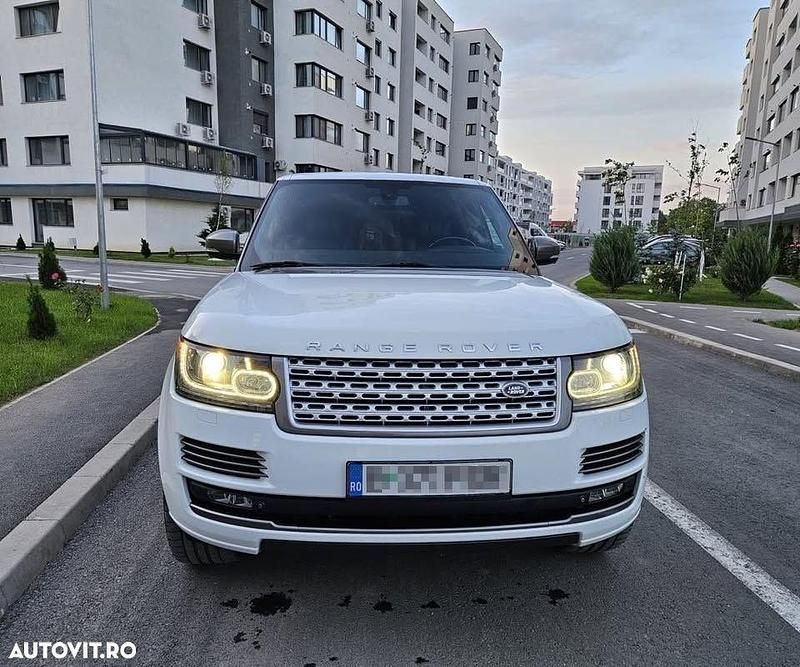 Second-hand Land Rover Range Rover 258 CP (189 kW) 2014 Culoarealb SUV