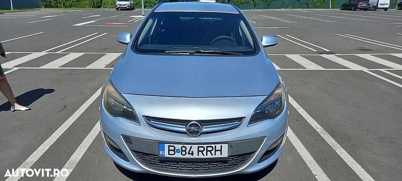 Gri Utilizat 2017 Opel Astra Hatchback | 6.800 EUR (Preț bun) - Imagine 1/4