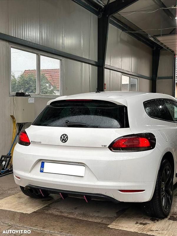 Second-hand VW Scirocco 122 CP (89 kW) 2010 Culoarealb Coupe
