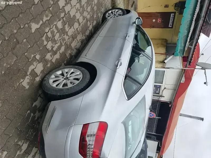 Utilizat 2014 Citroën C5 Berlinǎ | 4.500 EUR - Imagine 1/4