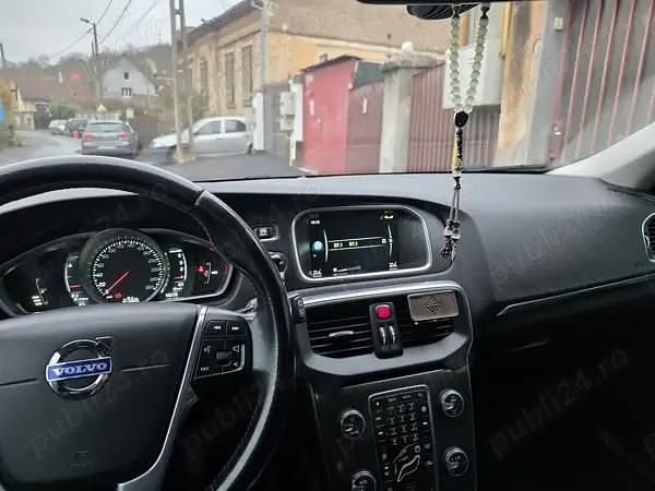 Gri Utilizat 2015 Volvo V40 Hatchback | 6.300 EUR (Preț bun) - Imagine 1/4