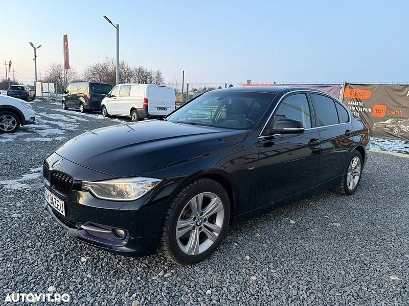 Culoarenegru Utilizat 2014 BMW 320 Sport Line Berlinǎ | 8.990 EUR (Super Preț) - Imagine 1/4