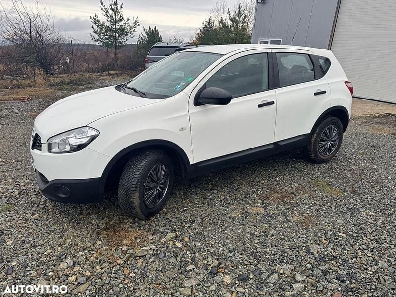 Second-hand Nissan Qashqai Acenta 110 CP (80 kW) 2012 Culoarealb SUV