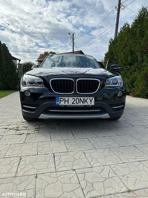 Culoarenegru Utilizat 2012 BMW X1 SUV | 7.950 EUR (Preț bun) - Imagine 1/4
