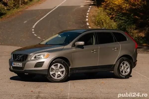 Utilizat 2011 Volvo XC60 SUV | 10.300 EUR (Puțin scump) - Imagine 1/4