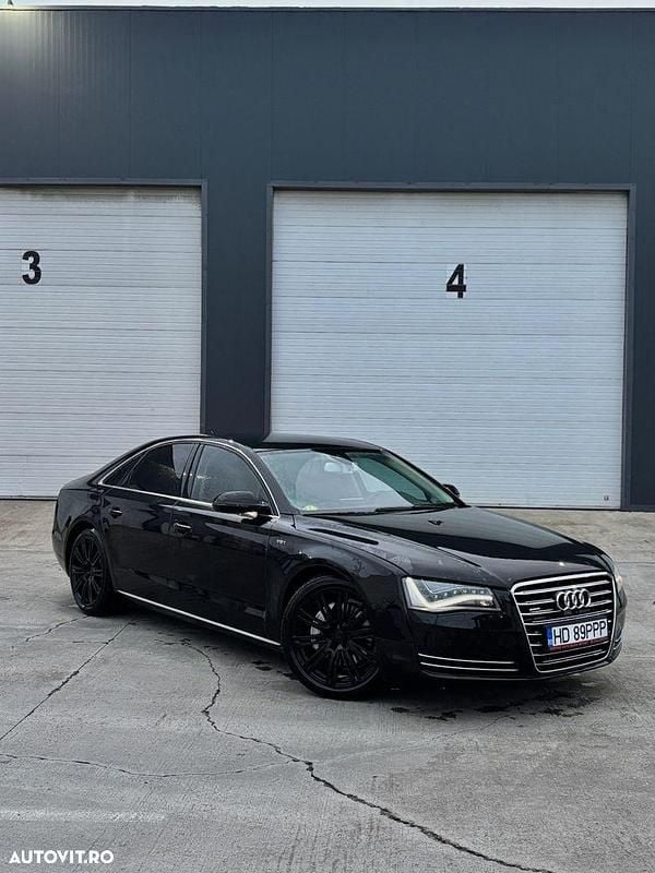 Culoarenegru Utilizat 2012 Audi A8 Berlinǎ | 13.300 EUR - Imagine 1/4