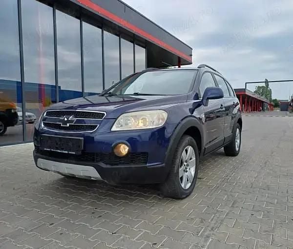 Albastru Utilizat 2007 Chevrolet Captiva SUV | 3.300 EUR (Preț bun) - Imagine 1/4