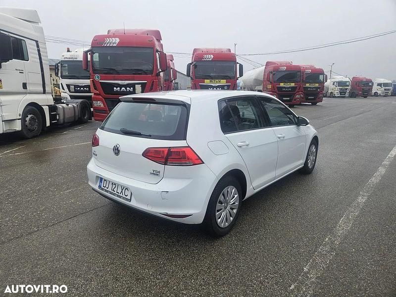 Second-hand VW Golf VII Trendline 90 CP (66 kW) 2016 Culoarealb Hatchback