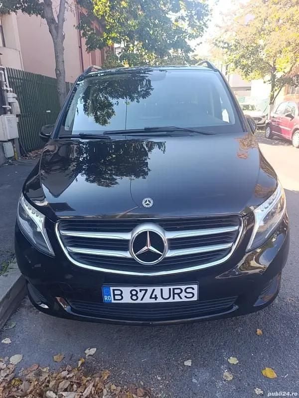 Utilizat 2018 Mercedes V220 Monovolum | 24.750 EUR (Super Preț) - Imagine 1/4