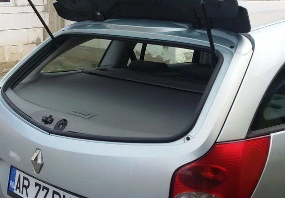 Second-hand Renault Laguna II 107 CP (78 kW) 2001 Gri Break