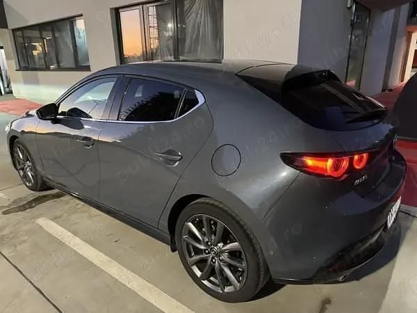 Utilizat 2019 Mazda 3 Hatchback | 16.600 EUR - Imagine 1/4