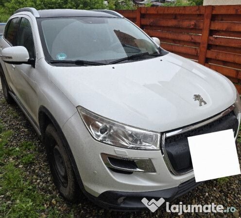 Alb Utilizat 2012 Peugeot 4008 Allure SUV | 5.150 EUR - Imagine 1/4
