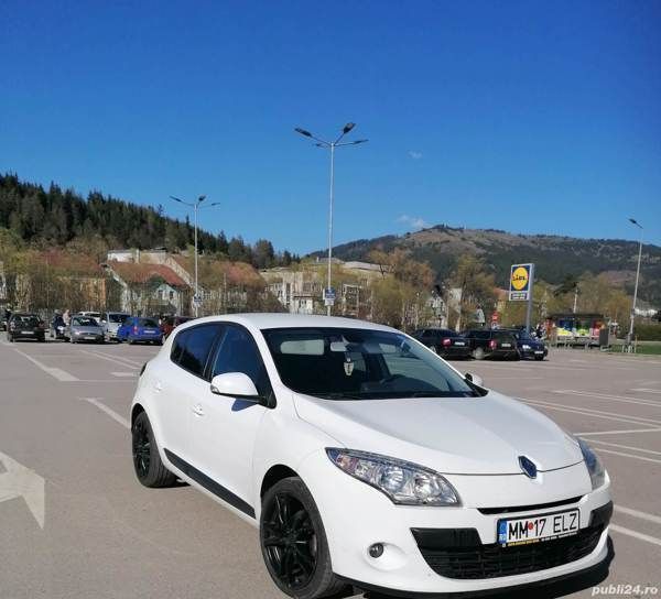 Utilizat 2009 Renault Mégane III Hatchback | 3.250 EUR (Preț OK) - Imagine 1/4