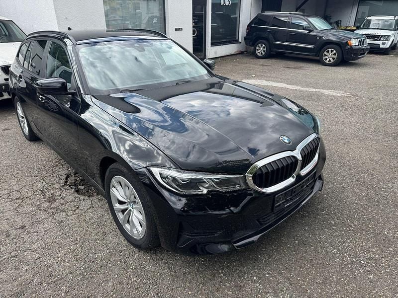 Utilizat 2020 BMW 318 Advantage Break | 25.211 EUR - Imagine 1/1